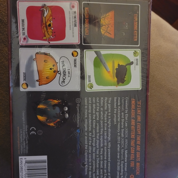 Exploding kittens Card game - Picture 8 of 8